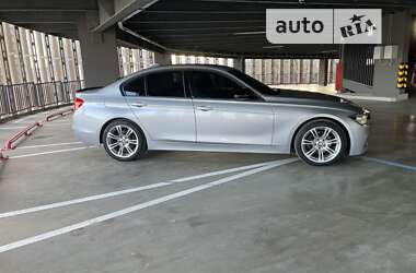 Седан BMW 3 Series 2015 в Киеве