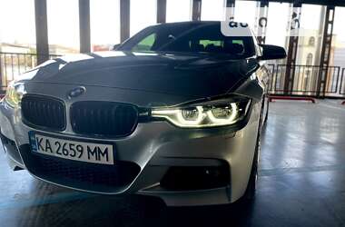 Седан BMW 3 Series 2015 в Киеве