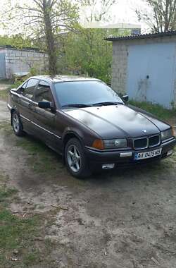Седан BMW 3 Series 1991 в Киеве