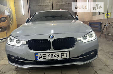 Седан BMW 3 Series 2016 в Павлограде