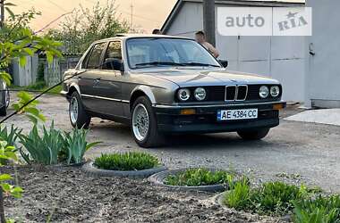 Седан BMW 3 Series 1986 в Дніпрі