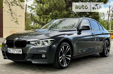 Седан BMW 3 Series 2017 в Дніпрі