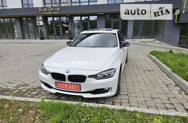 Седан BMW 3 Series 2014 в Новояворовске