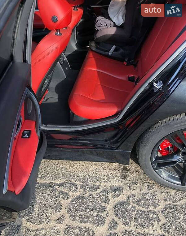 Седан BMW 3 Series 2016 в 