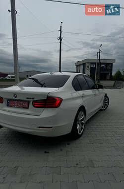 Седан BMW 3 Series 2015 в Хусте