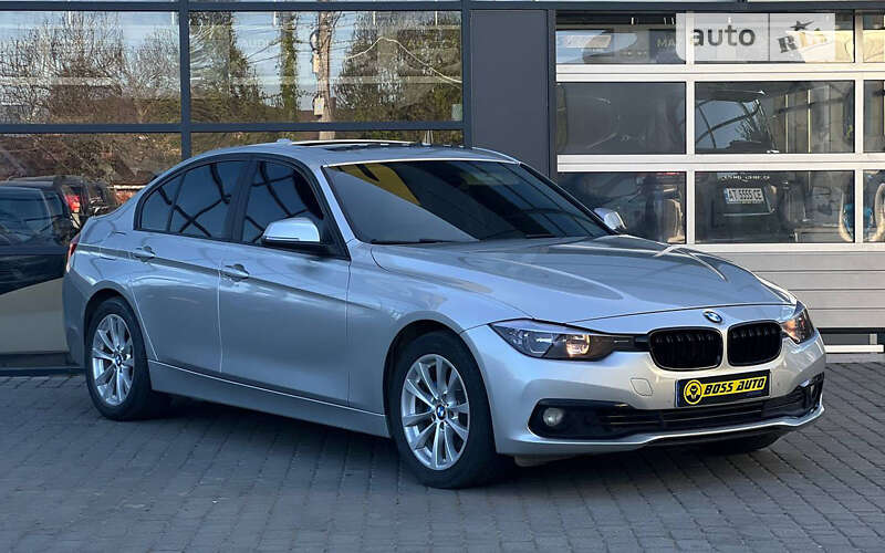 Седан BMW 3 Series 2016 в Івано-Франківську