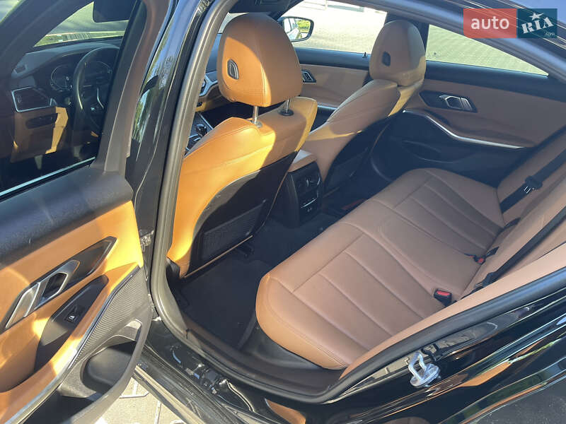Седан BMW 3 Series 2021 в Києві фото 14 Седан BMW 3 Series 2021 в Києві
