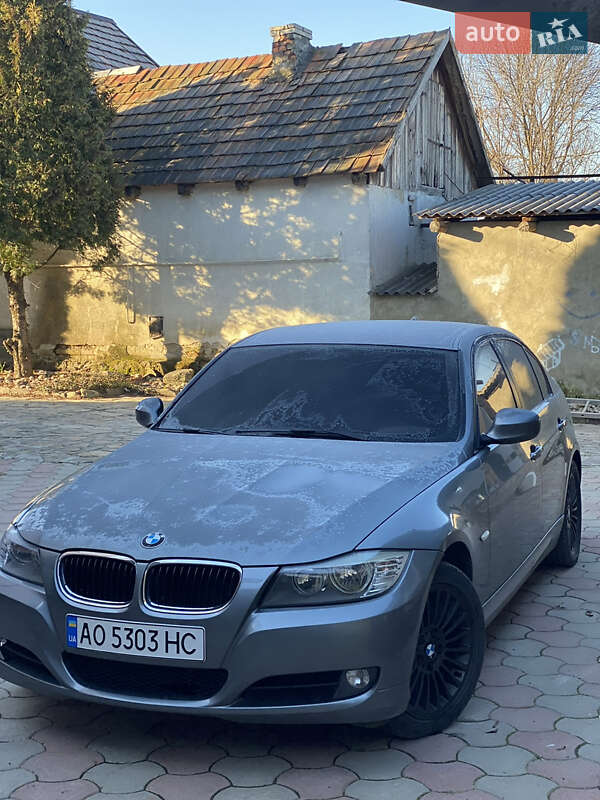 Седан BMW 3 Series 2011 в Виноградове фото 6 Седан BMW 3 Series 2011 в Виноградове