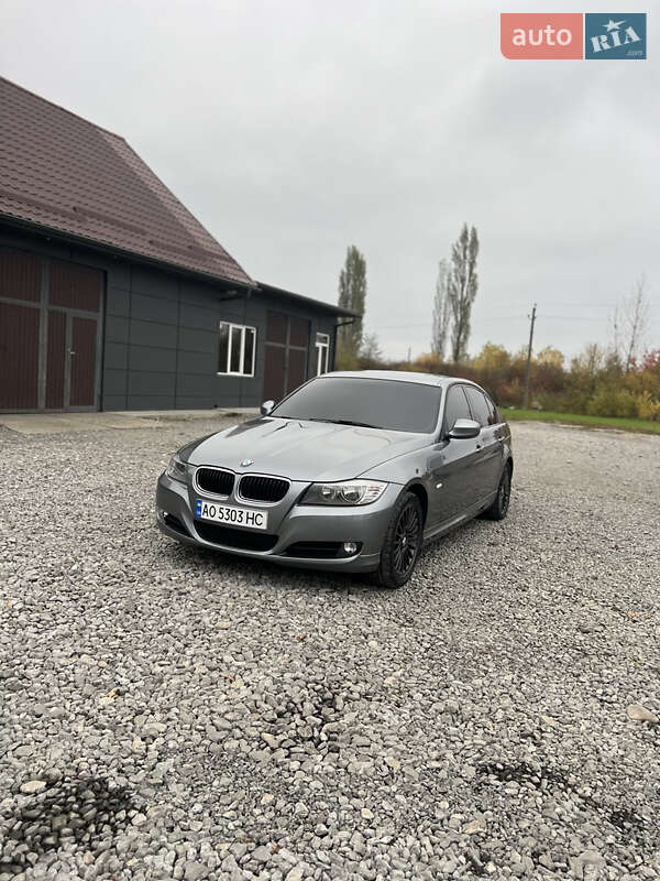 Седан BMW 3 Series 2011 в Виноградове фото 9 Седан BMW 3 Series 2011 в Виноградове