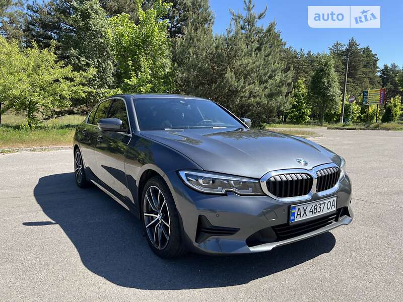 Седан BMW 3 Series 2019 в Кременчуці