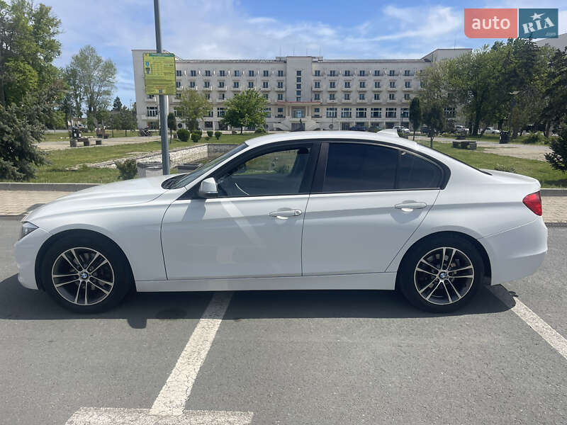 BMW 3 Series 2012