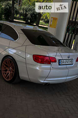 Купе BMW 3 Series 2010 в Кропивницькому
