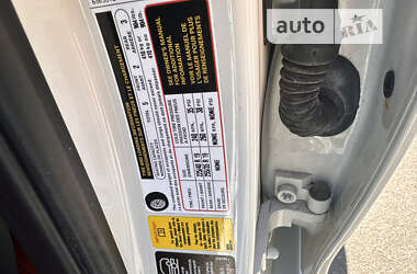 Седан BMW 3 Series 2013 в 