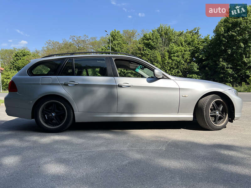 Універсал BMW 3 Series 2009 в Києві