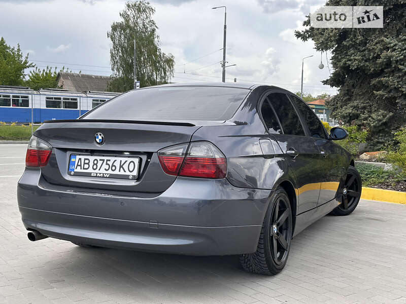 Седан BMW 3 Series 2005 в Виннице