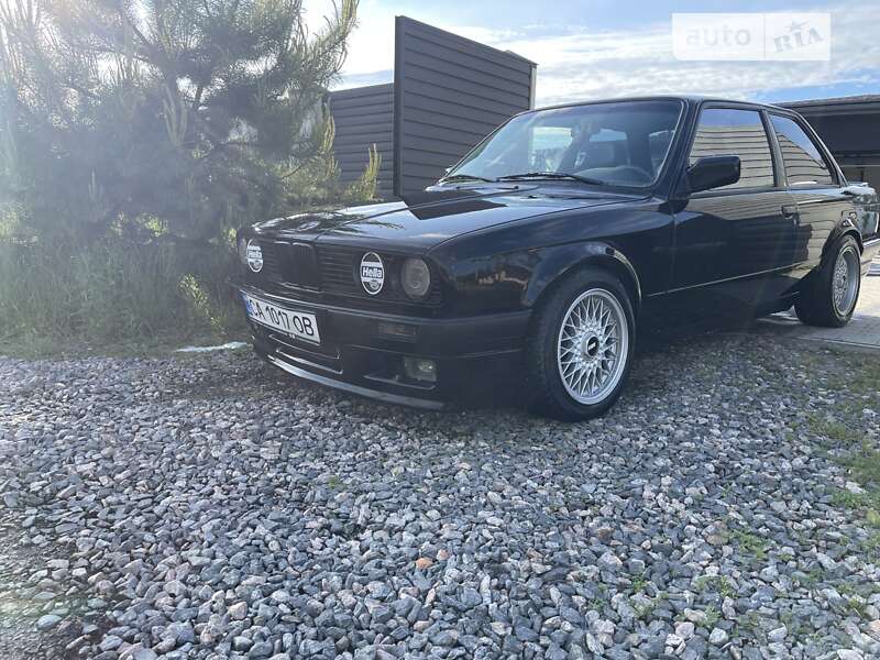Купе BMW 3 Series 1984 в Черкасах