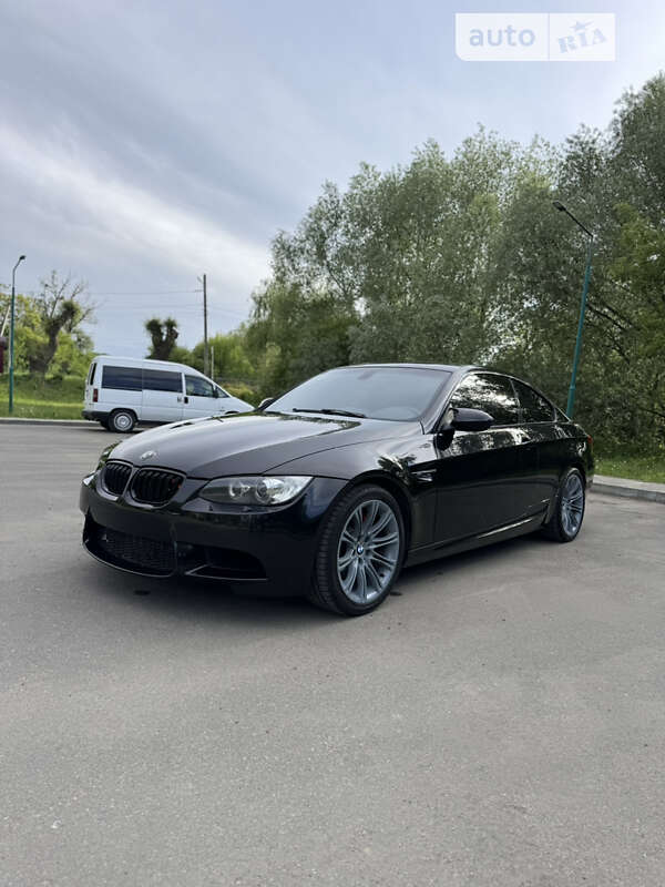 Купе BMW 3 Series 2011 в Ивано-Франковске