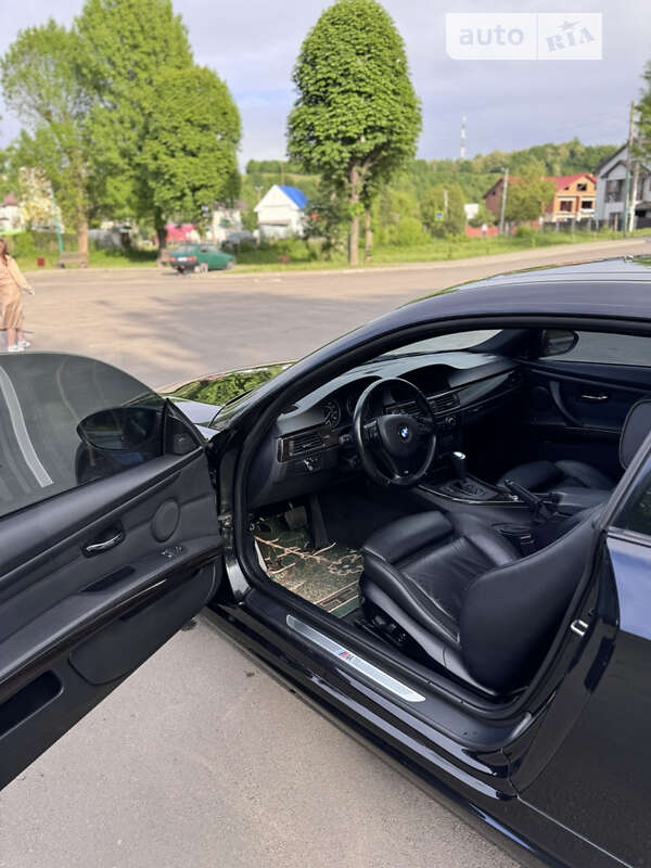Купе BMW 3 Series 2011 в Ивано-Франковске
