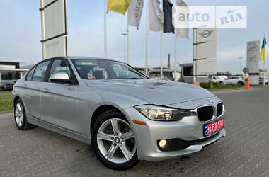 Седан BMW 3 Series 2014 в Львові