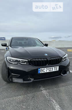 Седан BMW 3 Series 2022 в Львове