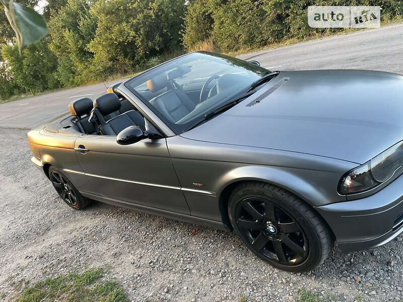 Кабриолет BMW 3 Series 2002 в Кременчуге