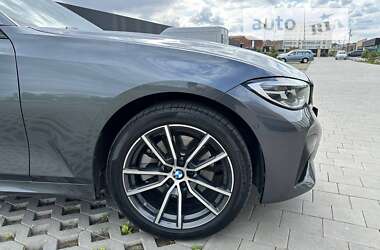 Седан BMW 3 Series 2019 в Хмельницком