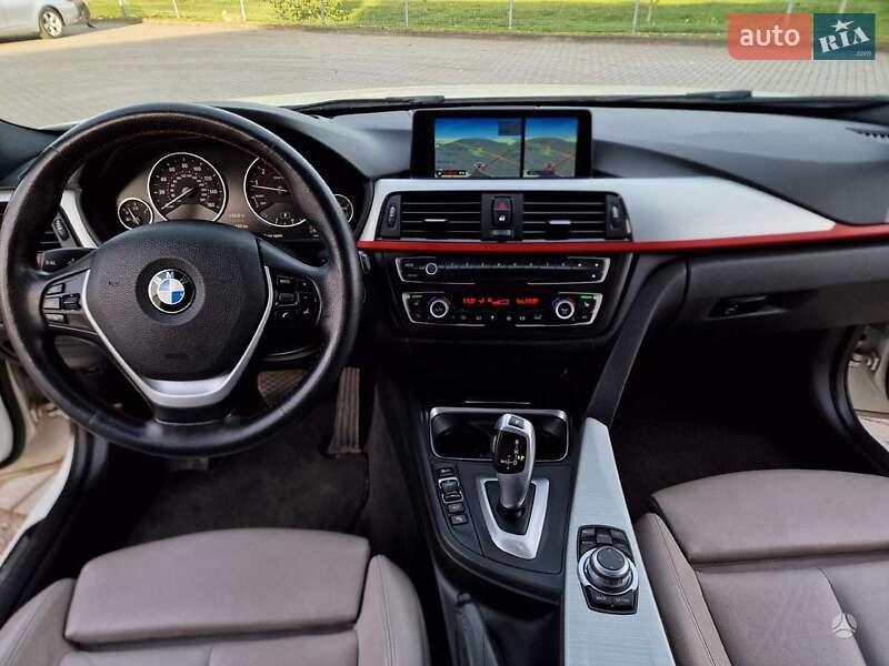 Седан BMW 3 Series 2013 в Полтаві