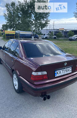 Седан BMW 3 Series 1995 в Киеве