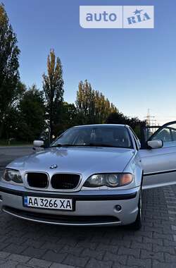 Седан BMW 3 Series 2002 в Киеве