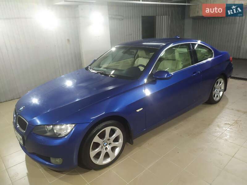 Купе BMW 3 Series 2007 в Киеве фото 7 Купе BMW 3 Series 2007 в Киеве