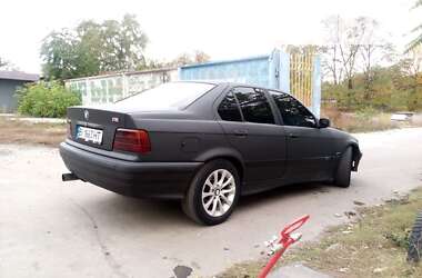 Седан BMW 3 Series 1997 в Александрие