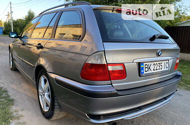 Универсал BMW 3 Series 2005 в Гоще