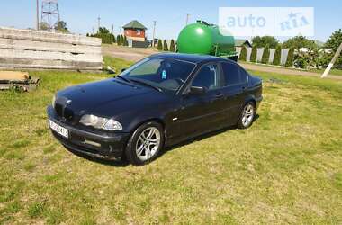 Седан BMW 3 Series 2000 в Новоукраинке