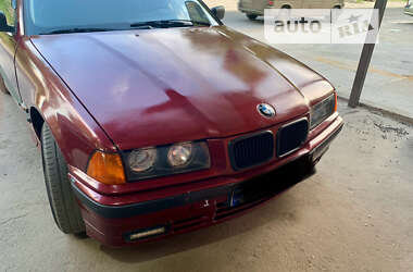 Седан BMW 3 Series 1996 в Києві