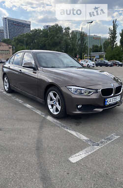 Седан BMW 3 Series 2014 в Киеве