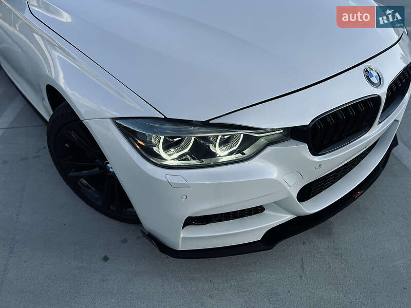 Седан BMW 3 Series 2015 в Киеве