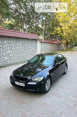 Седан BMW 3 Series 2005 в Запоріжжі