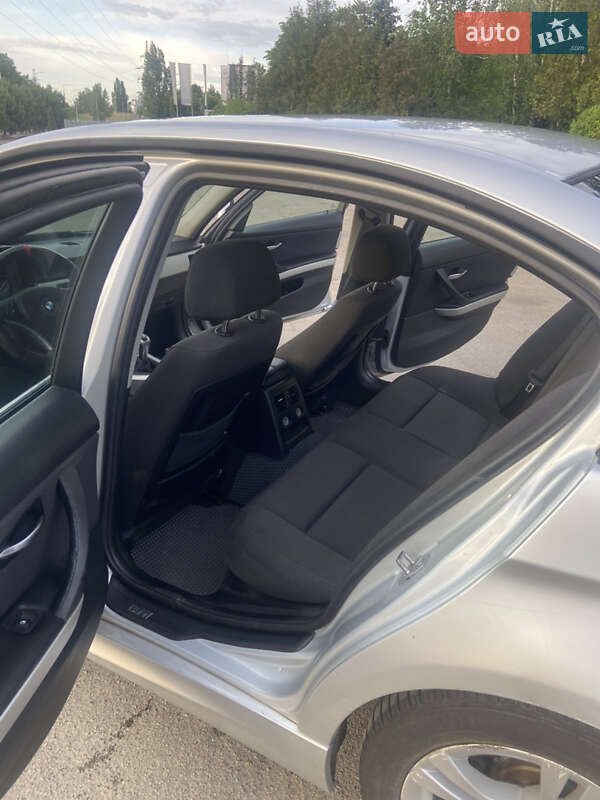 Седан BMW 3 Series 2010 в Киеве