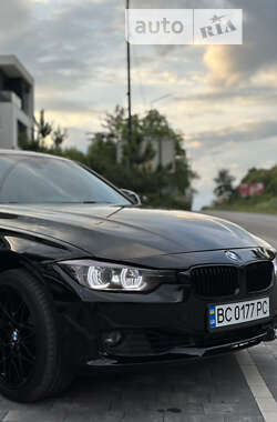 Седан BMW 3 Series 2014 в Ужгороді