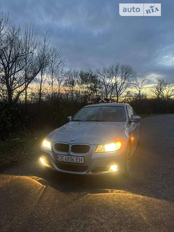 Седан BMW 3 Series 2008 в Черновцах