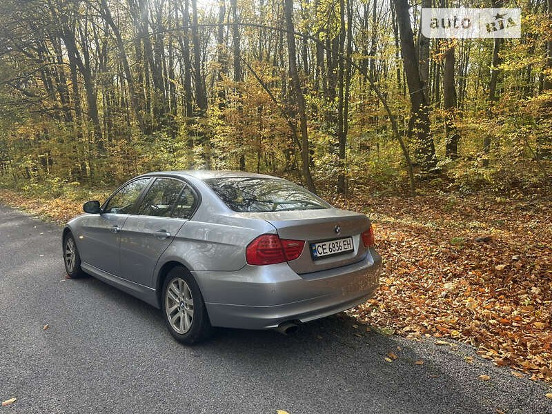 Седан BMW 3 Series 2008 в Черновцах