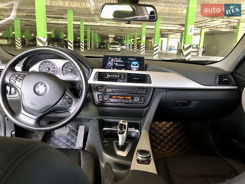 Седан BMW 3 Series 2014 в Киеве