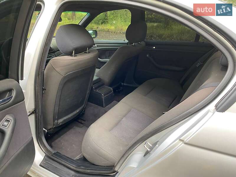 Седан BMW 3 Series 2002 в Млинове фото 11 Седан BMW 3 Series 2002 в Млинове