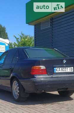 Седан BMW 3 Series 1993 в Києві