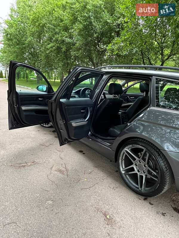 Универсал BMW 3 Series 2006 в Звягеле