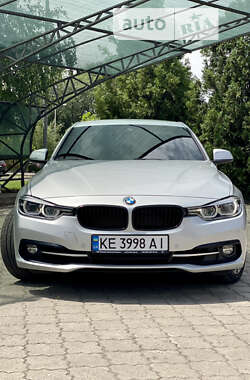 Седан BMW 3 Series 2016 в Павлограде