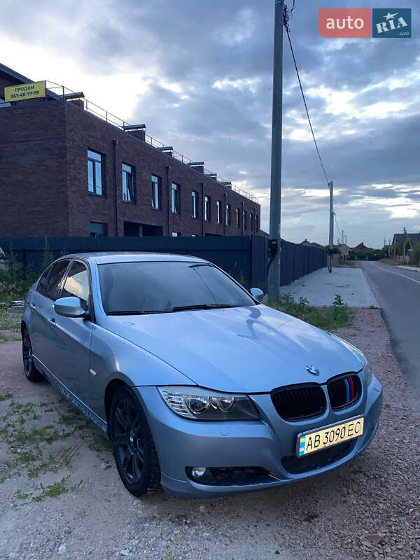 Седан BMW 3 Series 2008 в 