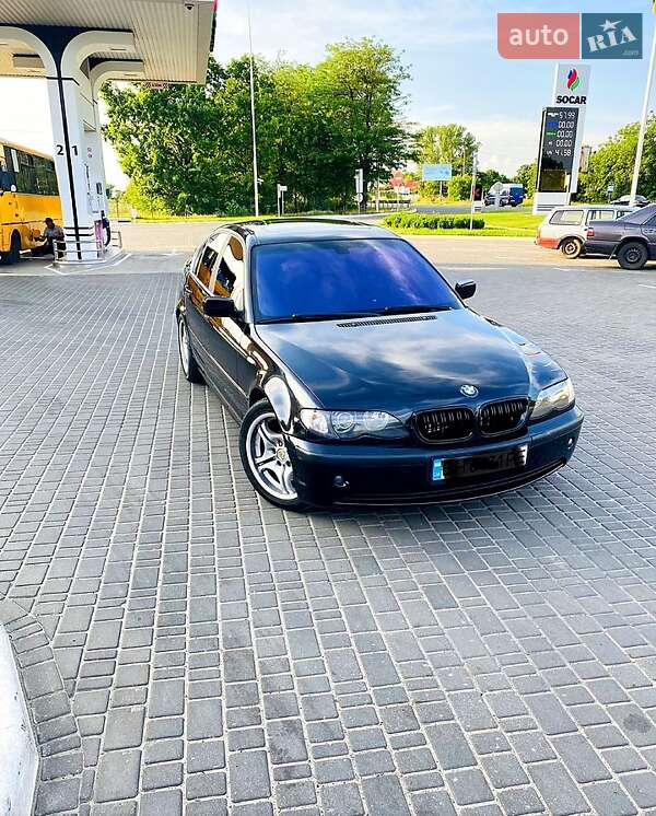 BMW 3 Series 2004