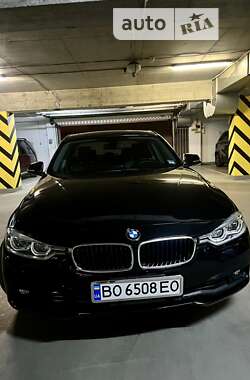 Седан BMW 3 Series 2018 в Львове