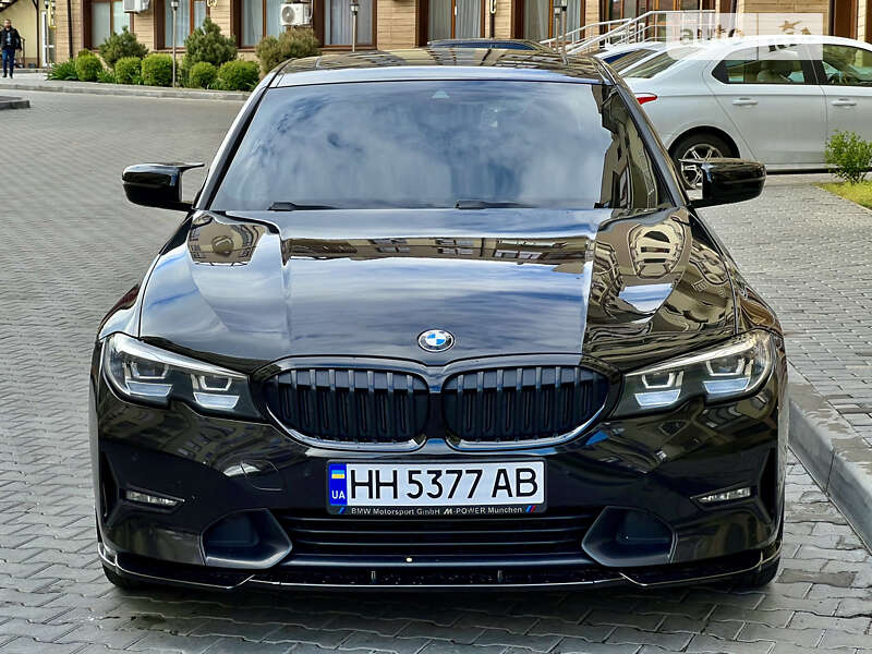 Седан BMW 3 Series 2019 в Одессе